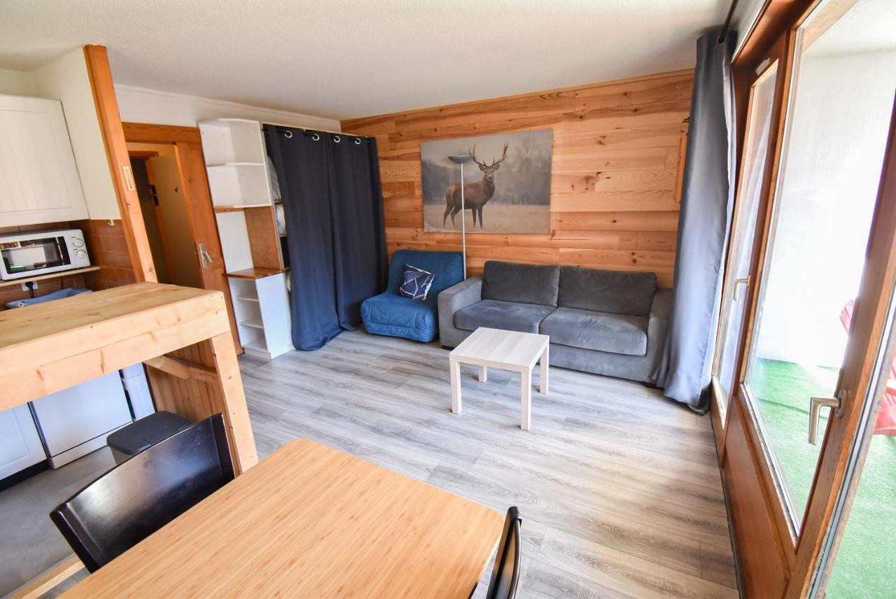 L'Enchalpe, Grand et lumineux studio avec coin montagne 4-6 pers, 60m des pistes, PISCINE COUVERTE, grand balcon expo EST, DRAPS NON COMPRIS Saint-Jean-dʼAulps Extérieur photo